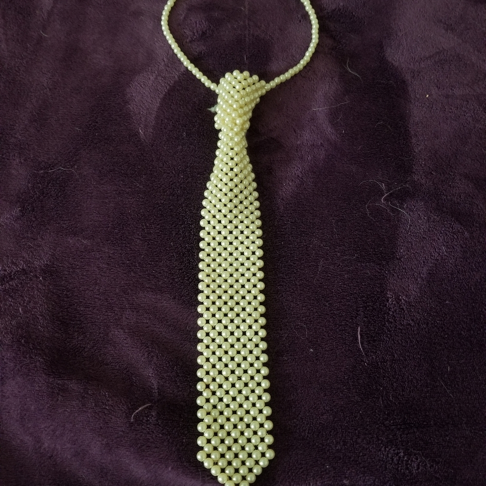Faux Pearl Necktie